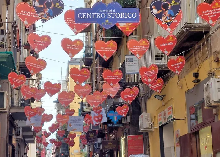Queen 20 - Private Rooms Duomo Napoli