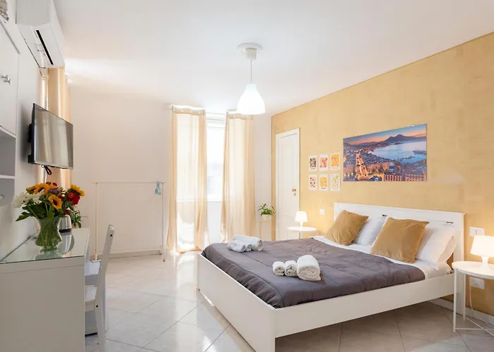 Napoli centro, DM suites